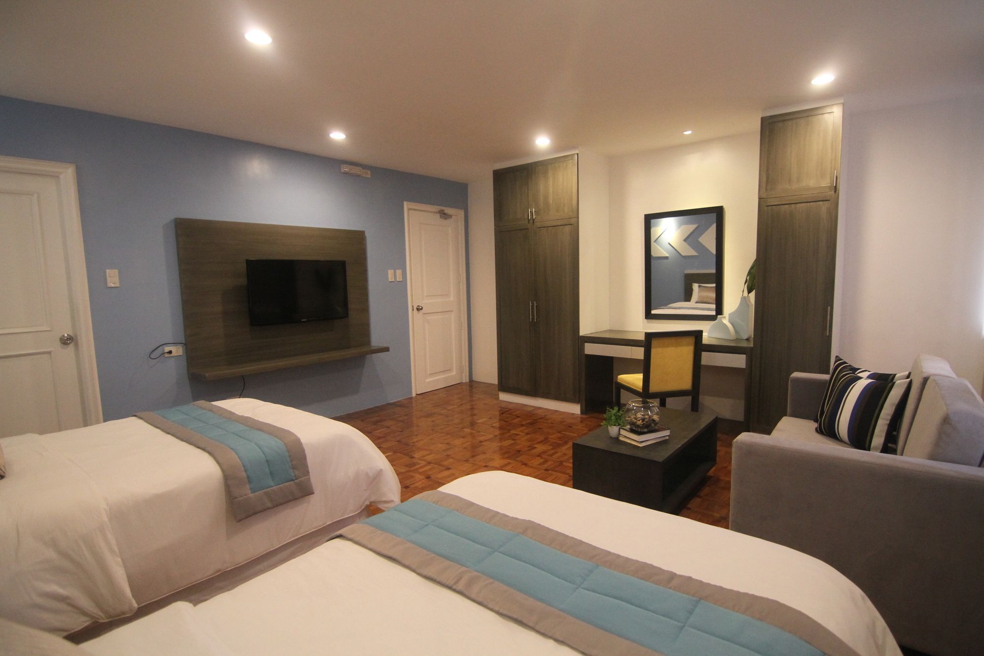 Reddoorz Plus @ Casino Street Makati Makati City Екстер'єр фото